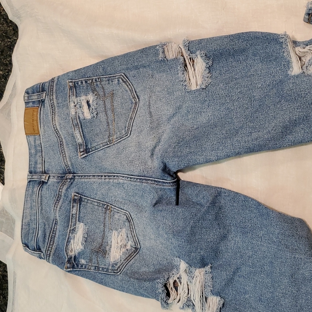 Jeans - Picture 2 of 3